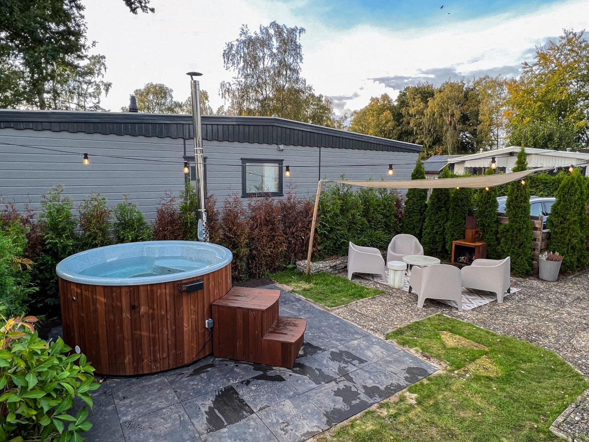 Bosrijk Chalet - Hottub - Veluwe Putten Eksteriør bilde